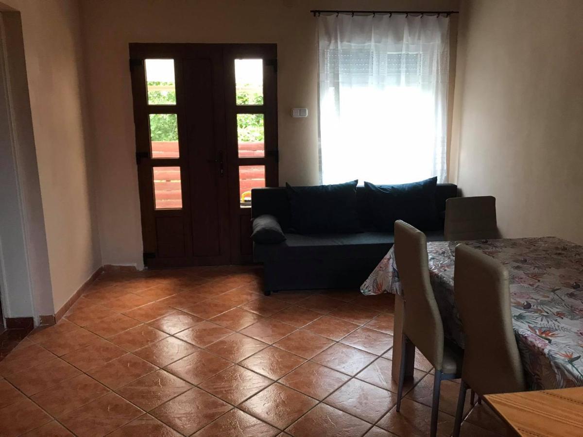 Ferienwohnung Tahiti Apartman Hajdúszoboszló Exterior foto