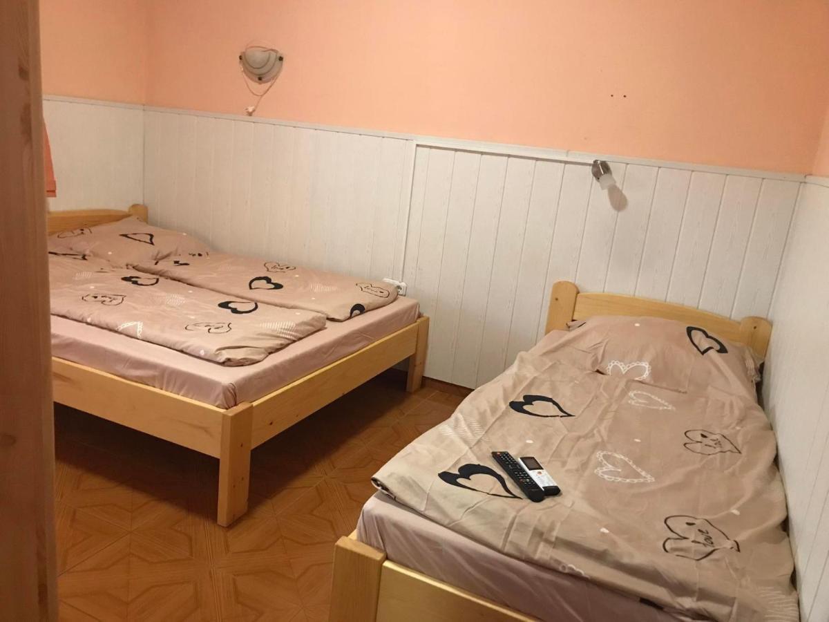 Ferienwohnung Tahiti Apartman Hajdúszoboszló Exterior foto